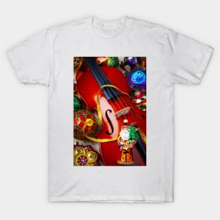 Santa Ornament And Violin T-Shirt
